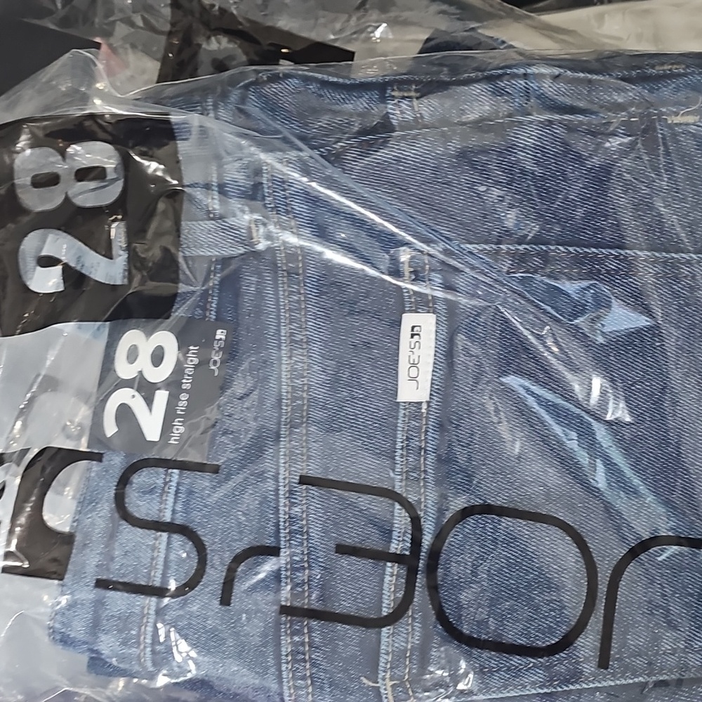 Joe's Jeans High Rise Straight Size 28